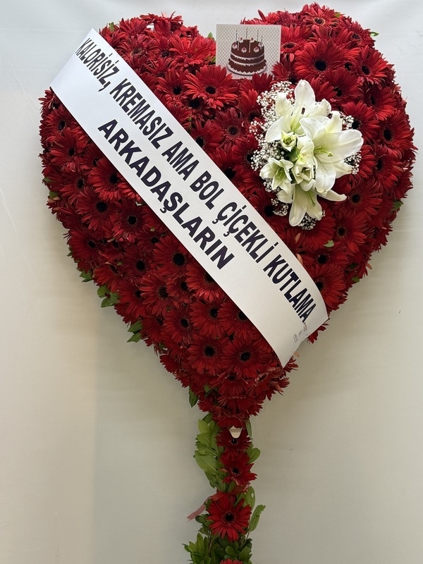 Kırmızı Kalp Çelenk